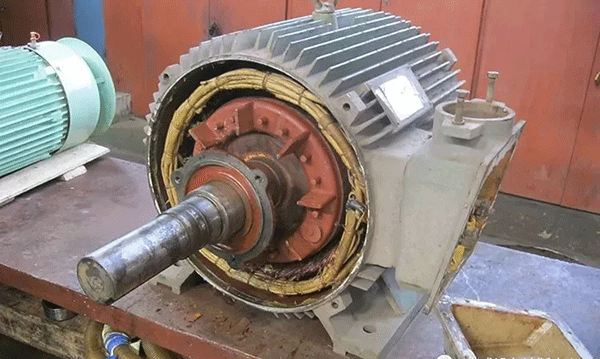 西瑪電機(jī)軸向振動大的原因及處理方法。