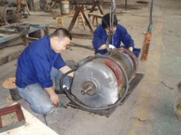 西瑪電機(jī)給專業(yè)電機(jī)修理工人一些小建議。