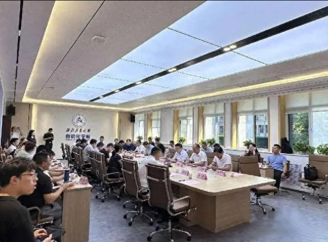 西安西瑪電機與西北工業(yè)大學開展“雙進”活動，共推科技創(chuàng)新與產(chǎn)業(yè)升級