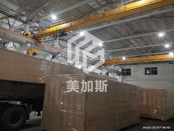 1645519317181852.jpg 氣化器-出口非洲項(xiàng)目-3000方空溫式氣化器8臺(tái).jpg