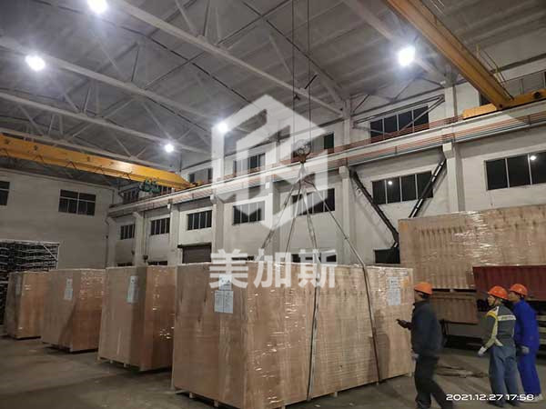 1645519339764588.jpg 氣化器-出口非洲項目-3000方空溫式氣化器10臺.jpg